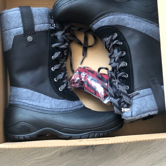 Brand new North face Shellista III Winter boots - Picture 2 of 7